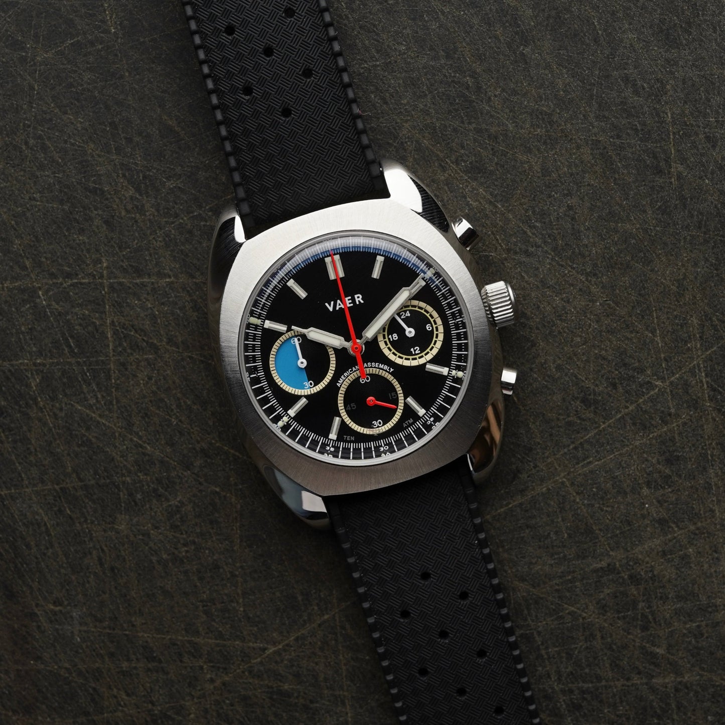 R1 Chronograph 38mm Blue (Fair to Good)