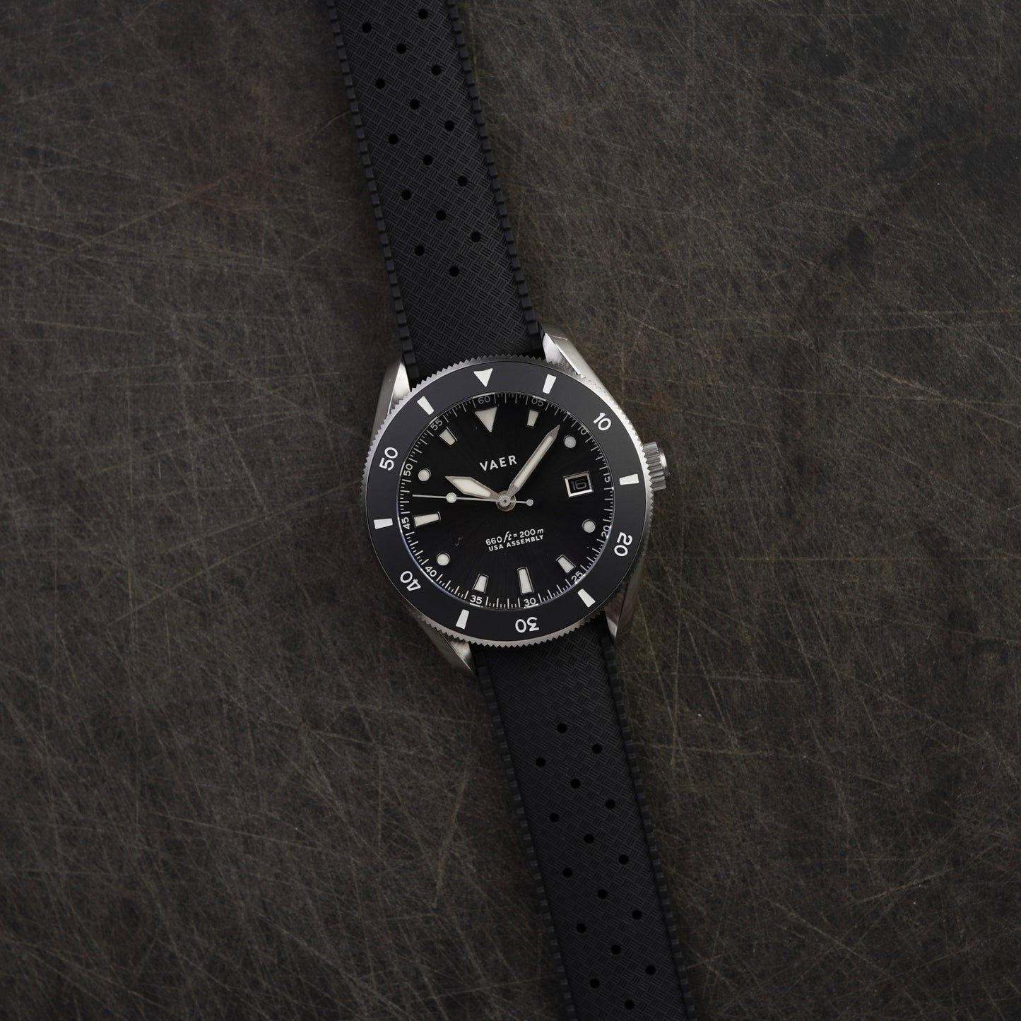 D4 Meridian Matte Black 42mm