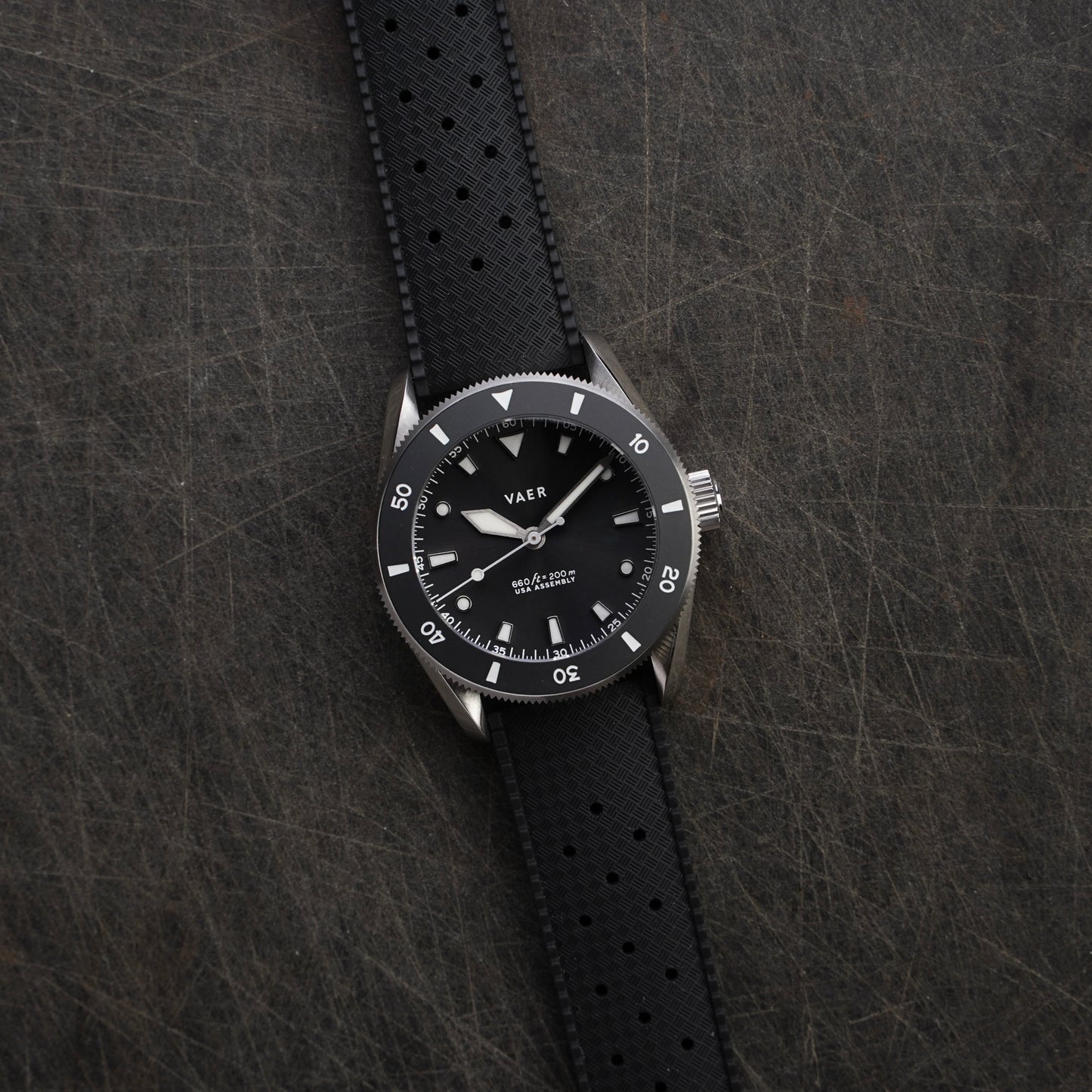 D4 Meridian Black 38mm (V2)