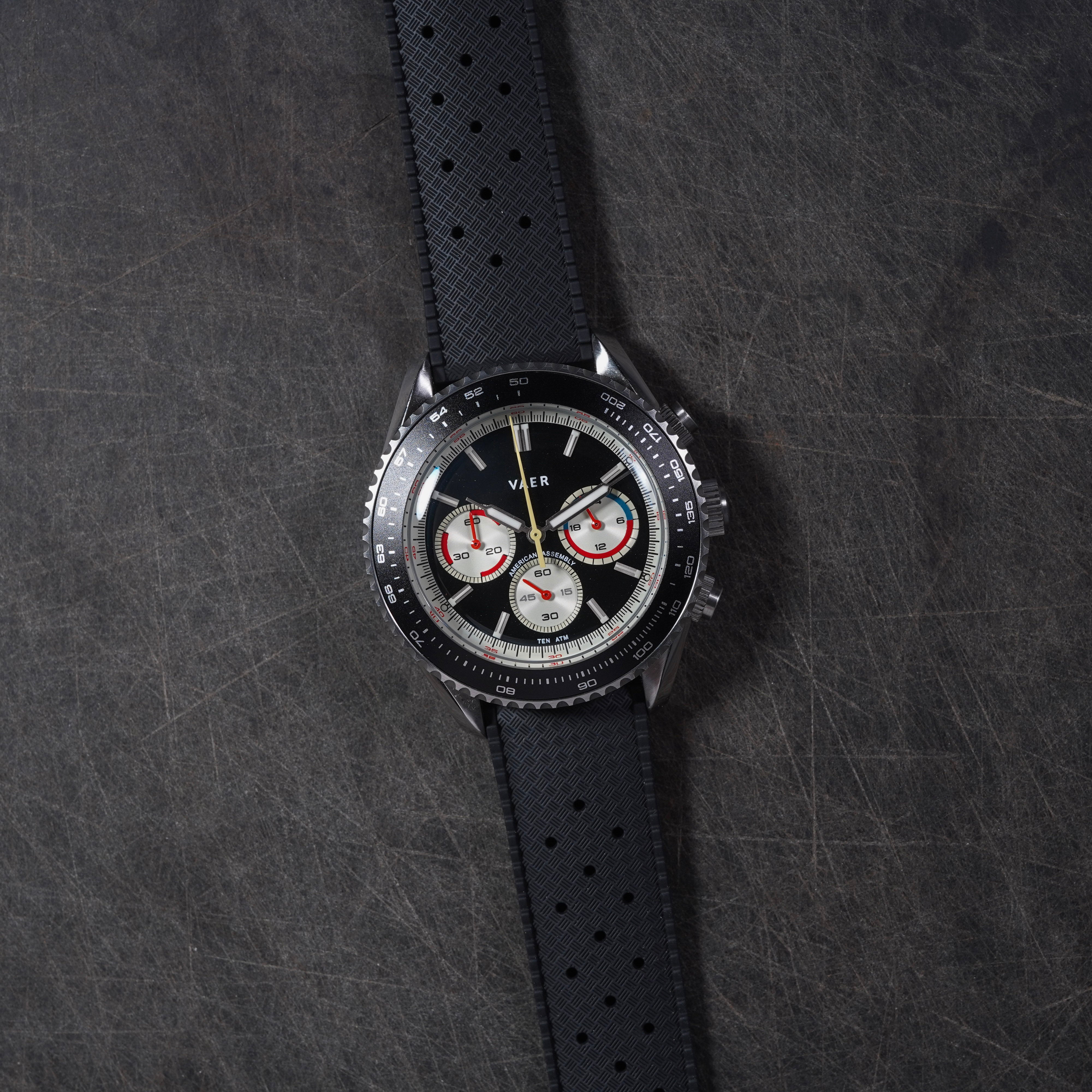 R1 Chronograph Tachymeter - Panda 42mm (Prototype) (New) – Vaer
