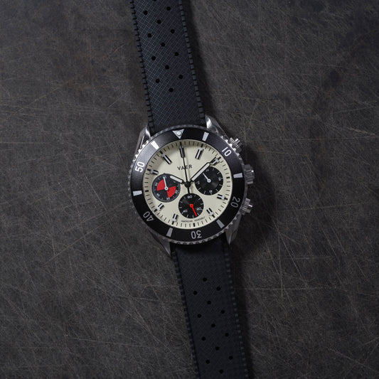 R1 Chronograph Diver - Cream/Red 42mm (Prototype) (New)